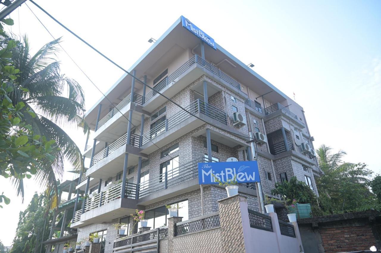 Mist Blew Hotel Sonari  Exterior photo